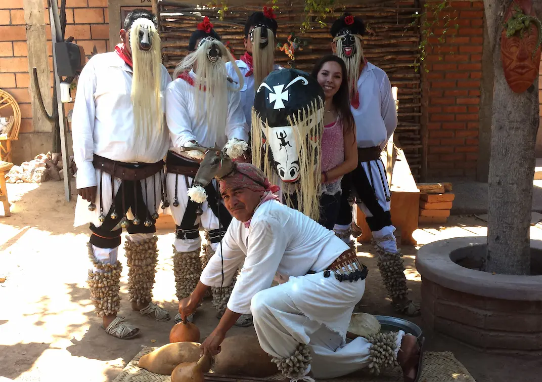 danzantes de danza venado y pascola