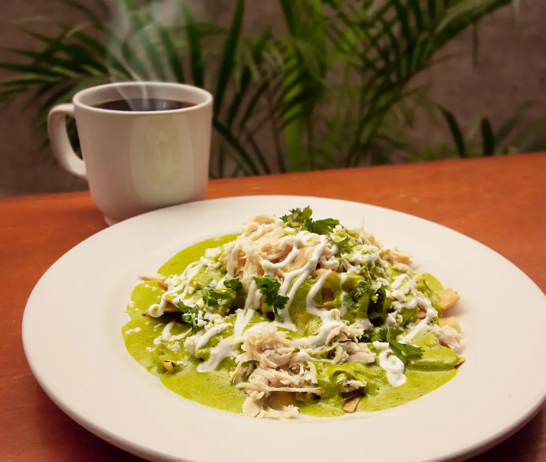 chilaquiles en salsa poblana